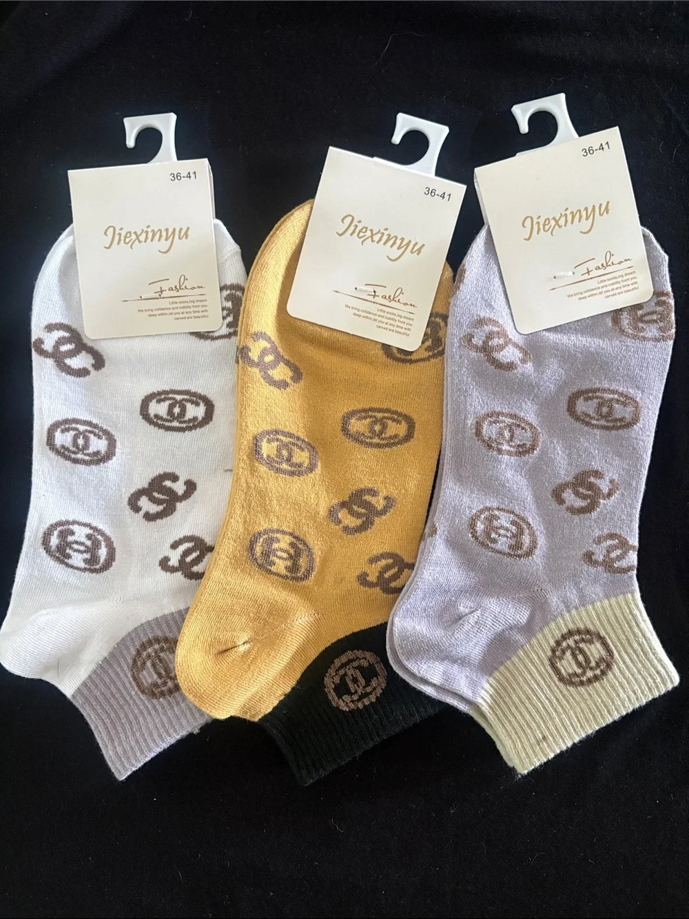 Women's Pack of Fashion Ankle Socks - Assorted Neutral & Pastel Colors Set Of 6